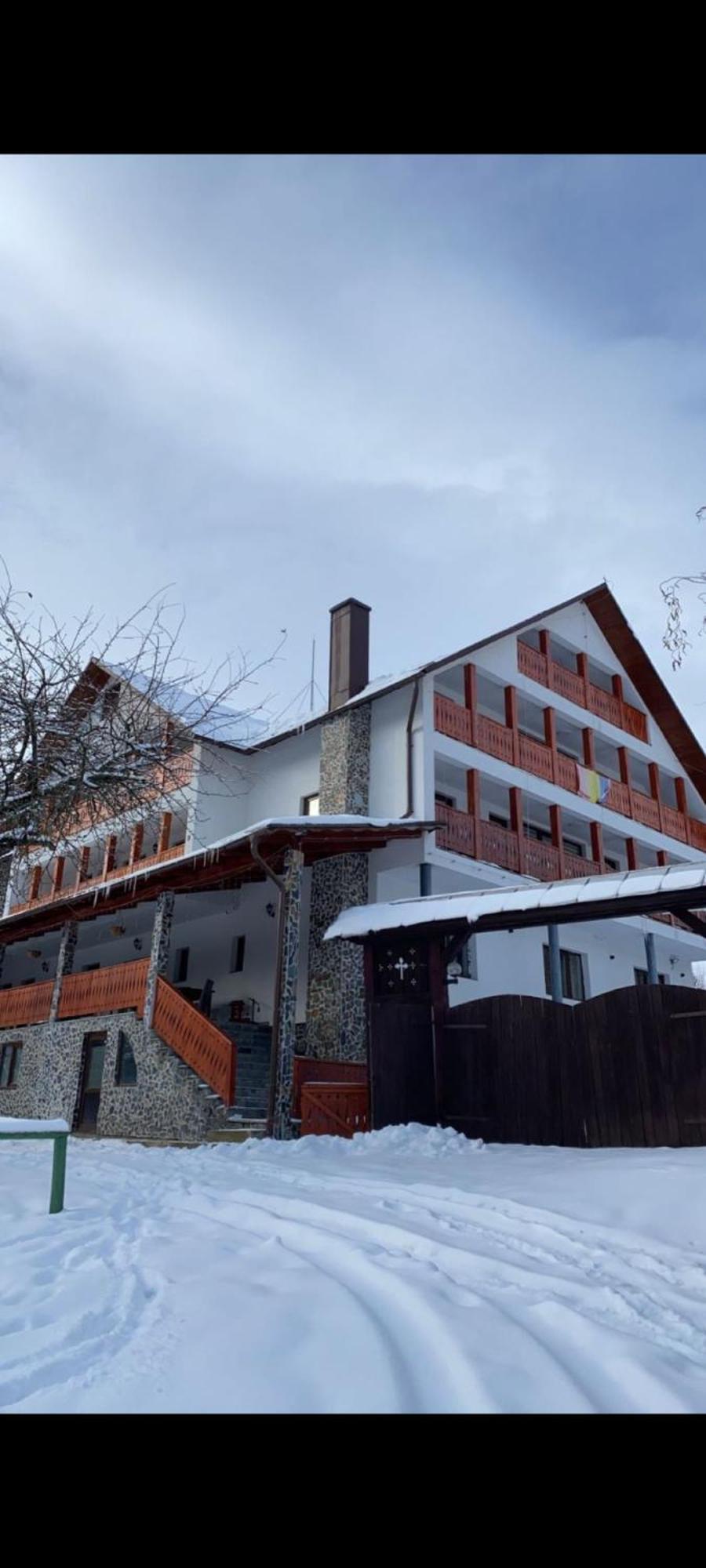 Casa De Vacanta Perla Colibitei Colibiţa Exteriör bild